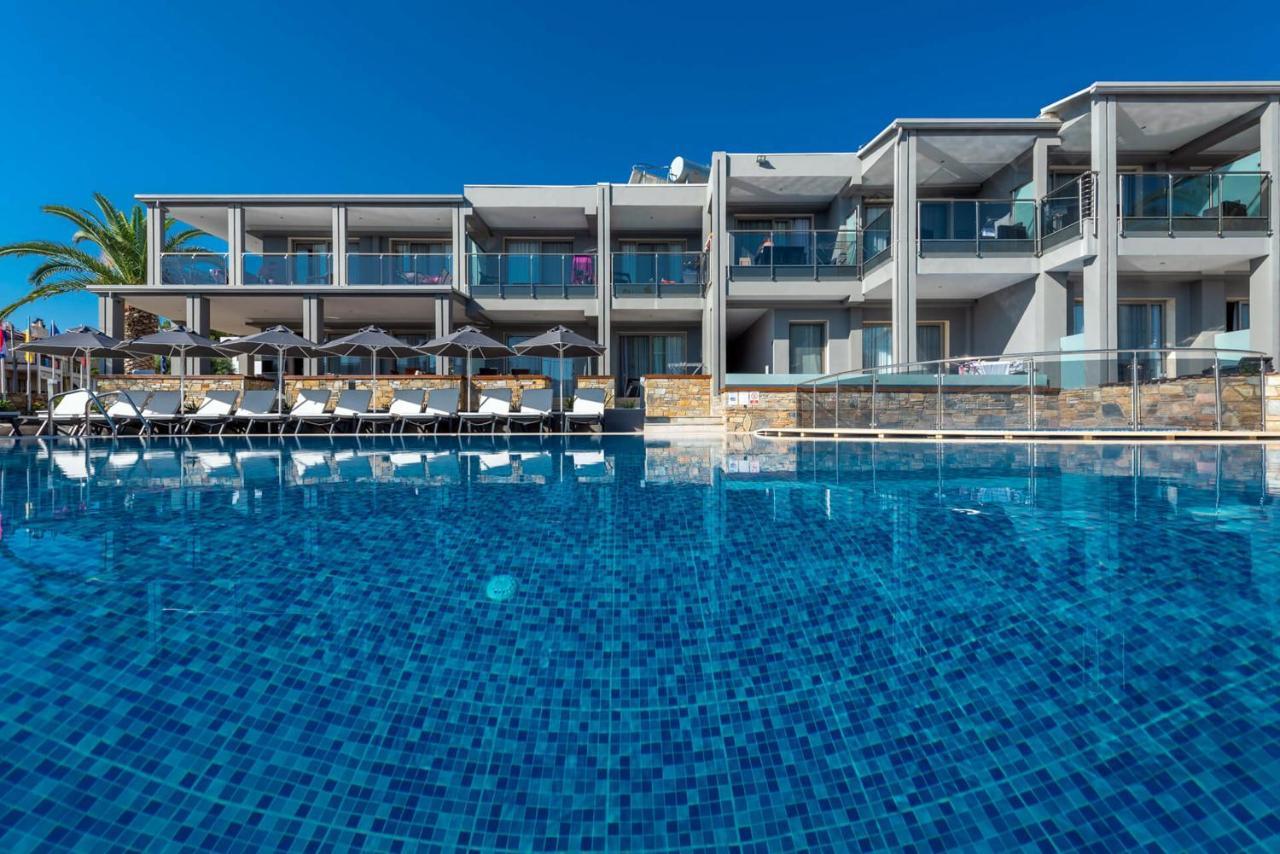חניוטי Dionysos Hotel & Suites מראה חיצוני תמונה